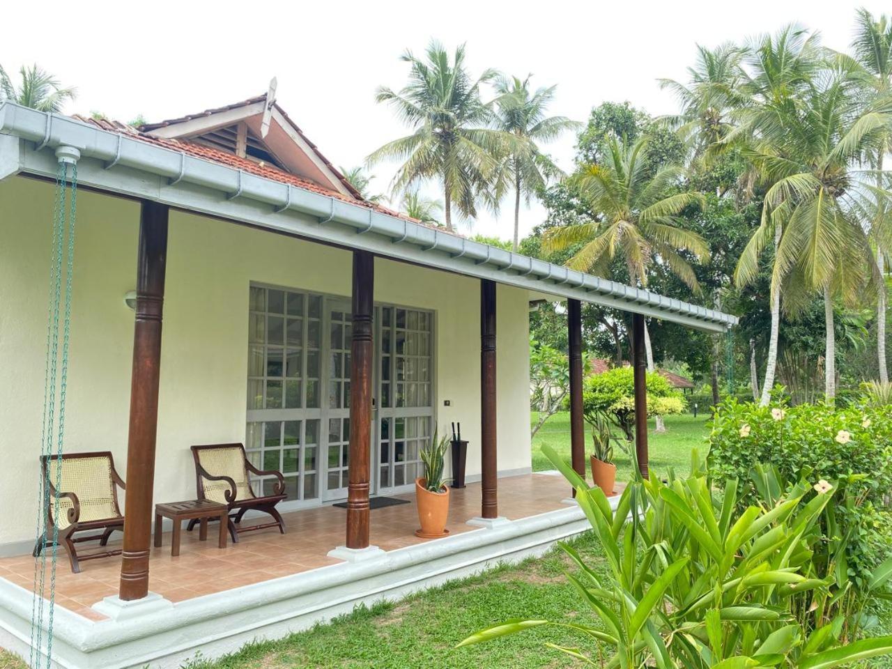 Tamarind Tree Hotel Negombo Buitenkant foto
